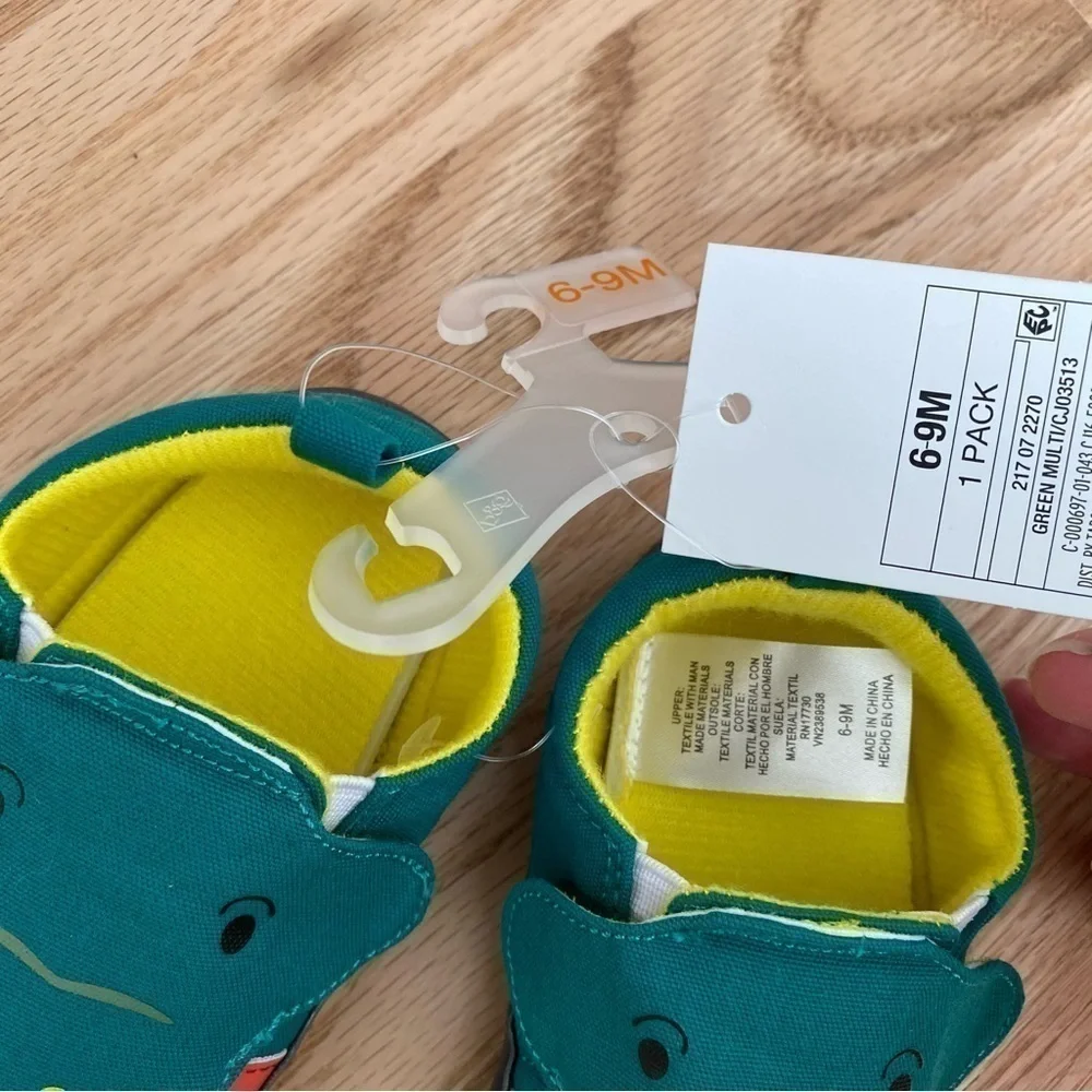 Cat & Jack Baby Dinosaur Shoes NEW 6-9 mos Green Alligator Crocodile